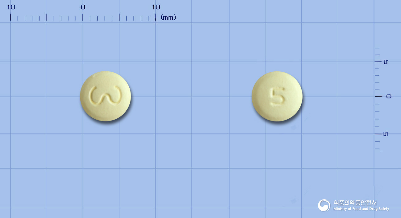 솔리신정5mg(솔리페나신숙신산염) 등록 사진