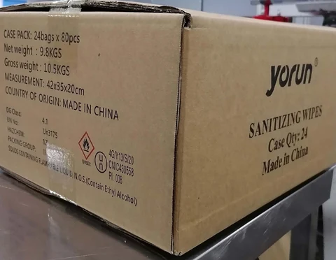 YORUN Sanitizing Wipes packaging