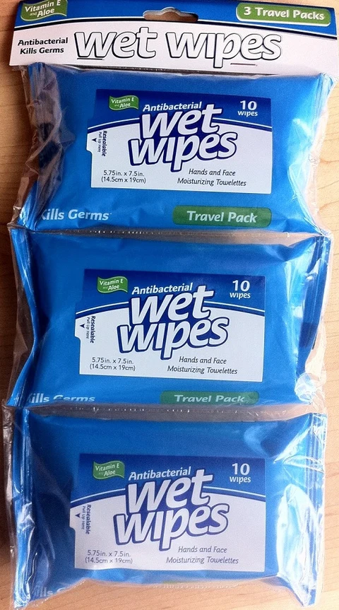 Wet Wipes Travel Pack2
