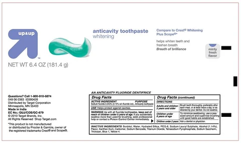 Up and UP Anticavity Toothpaste Whitening Plus Mouthwash 포장