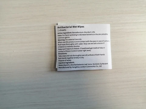 Antibacterial Wet Wipes 포장
