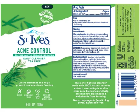 St. IvesBlemish and Blackhead Control Apricot Scrub packaging