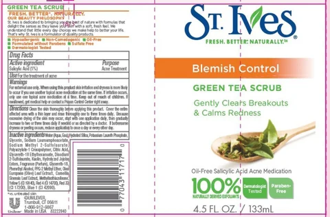 St. IvesBlemish Control Green Tea Scrub packaging