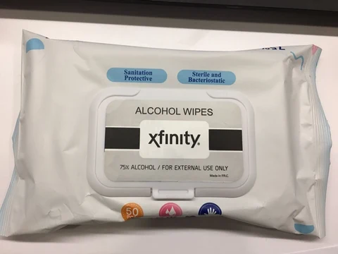 xfinity ALCOHOL WIPES packaging