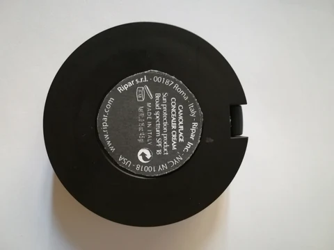 Camouflage Concealer Cream 포장