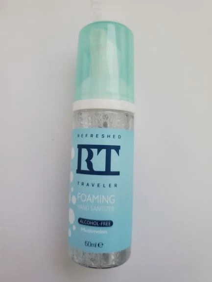 Refreshed Traveler Foaming Hand Sanitizer 포장