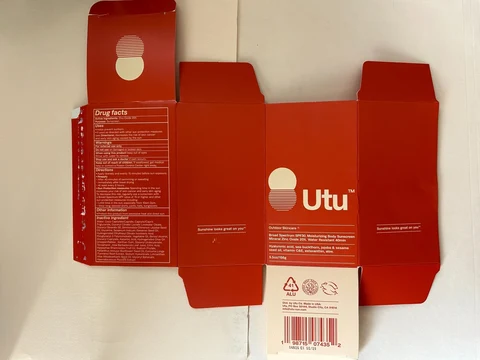 Utu Broad Spectrum SPF 30 Moisturizing Body Sunscreen 포장