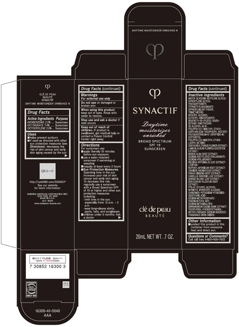 cle de peau BEAUTE SYNACTIF DAYTIME MOISTURIZER ENRICHED n packaging