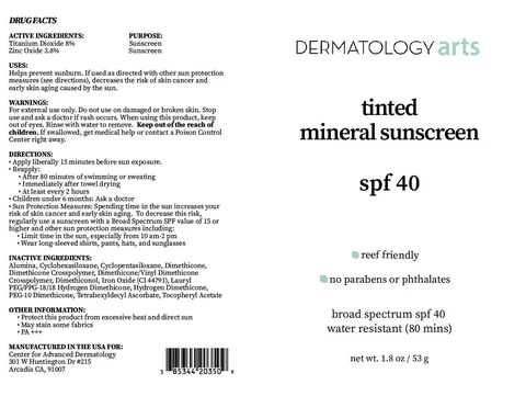 TINTED MINERAL SUNSCREEN SPF 40 포장