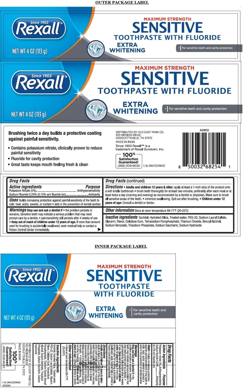 Rexall Sensitive Extra Whitening packaging