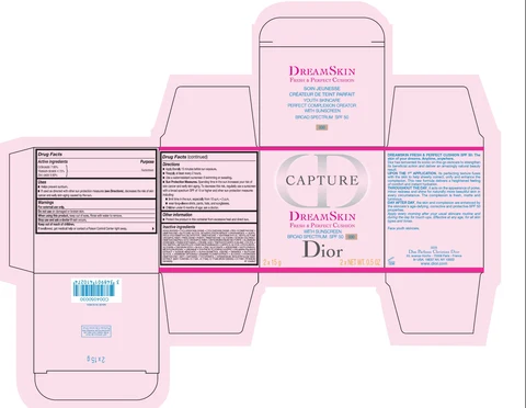 CAPTURE DREAMSKIN FRESH AND PERFECT CUSHION WITH SUNSCREEN BROAD SPECTRUM SPF 50 030 packaging